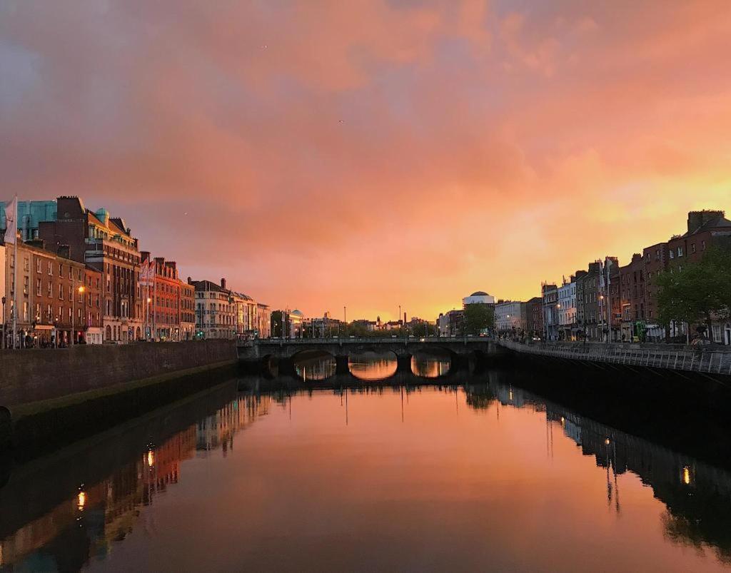 The Artist Residence Dublin Boutique B&B Sutton Buitenkant foto